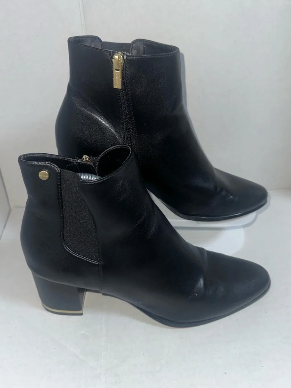Calvin Klein Fioranna Woman’s Black Ankle Boots Size 10